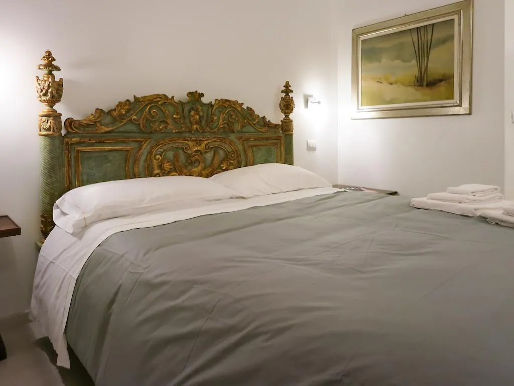 La Locanda Del Pino Milano Bed & Breakfast