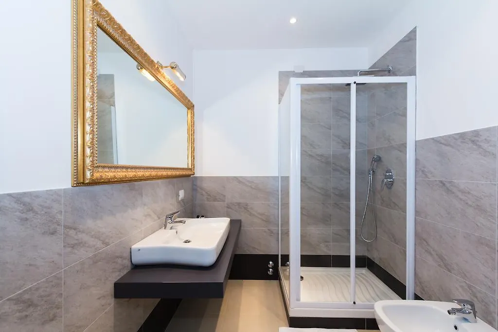 La Locanda Del Pino Milano Bed & Breakfast